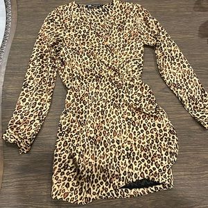 V-Neck animal print dress